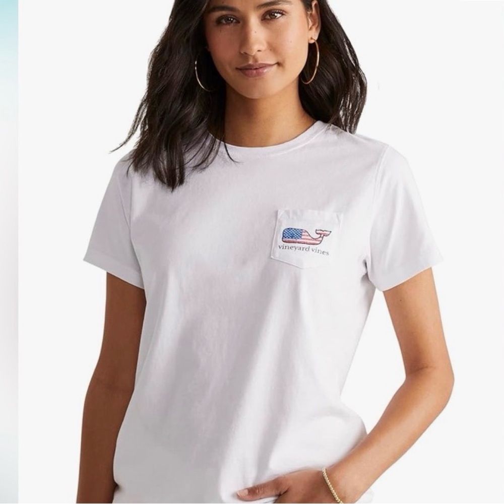 NWT Vineyard Vines Women’s White Short-Sleeve Pocket Tee w Flag Whale Patch